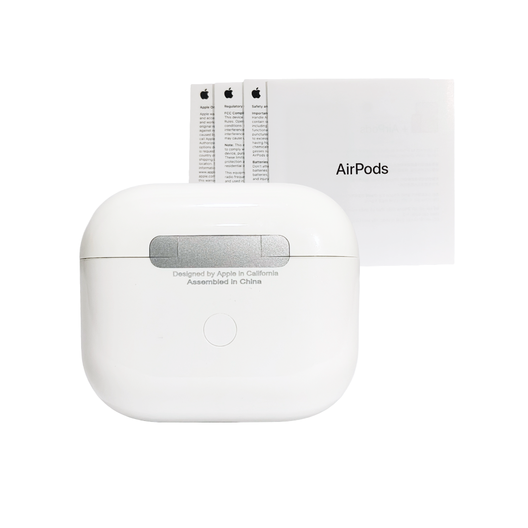 Airpods de 3ra generacion, compatible con cargador magsafe.